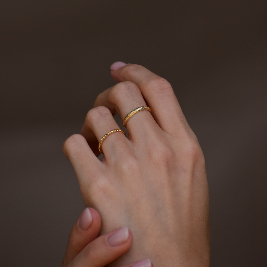 Fingerring Nelia (wasserfest)