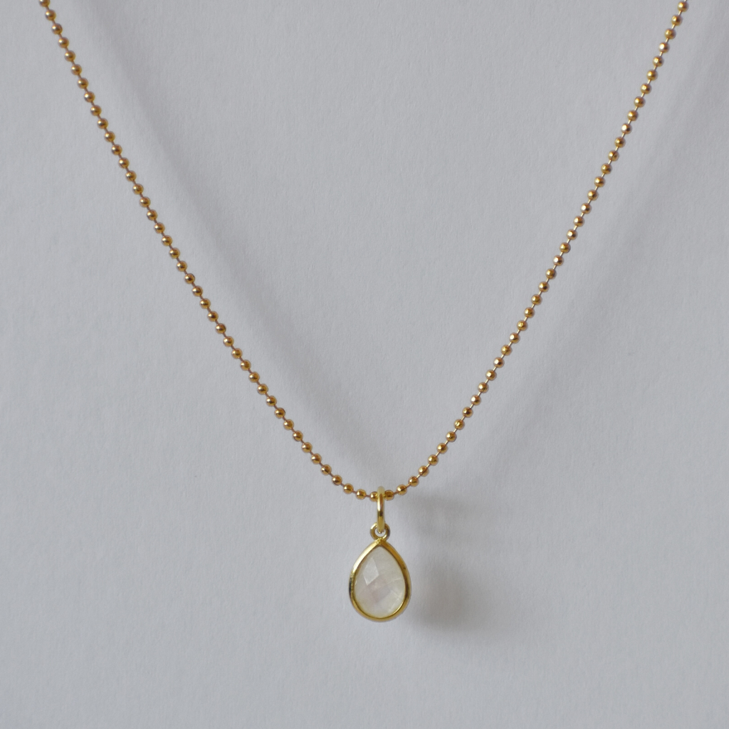 Halskette Mondstein oder Labradorit Tropfen