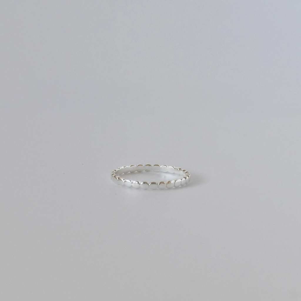 Fingerring flach getupft