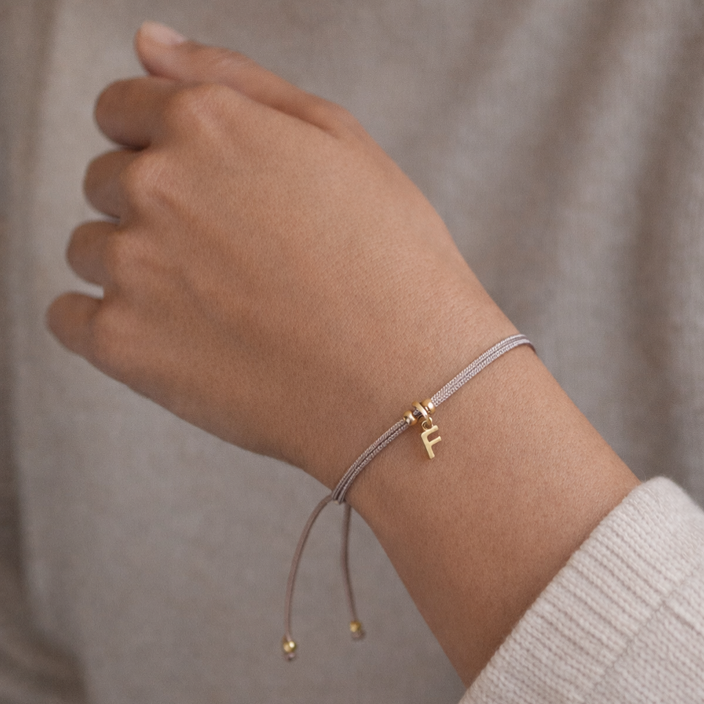 Armband Ava | Buchstaben und Zahlen