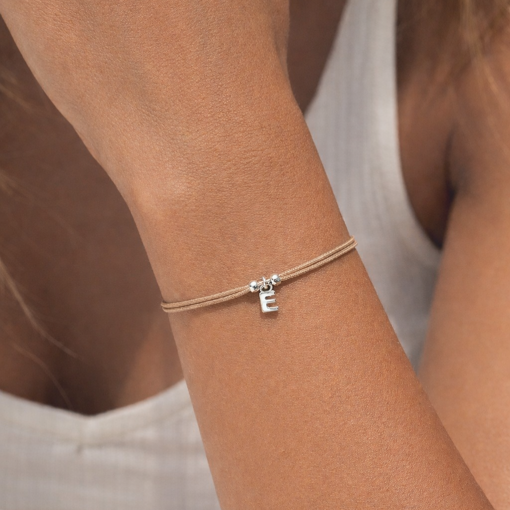 Armband Ava | Buchstaben und Zahlen