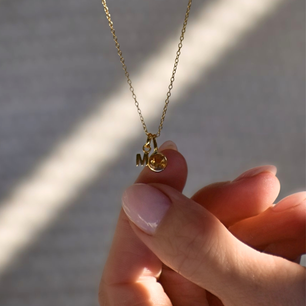 Buchstaben Halskette