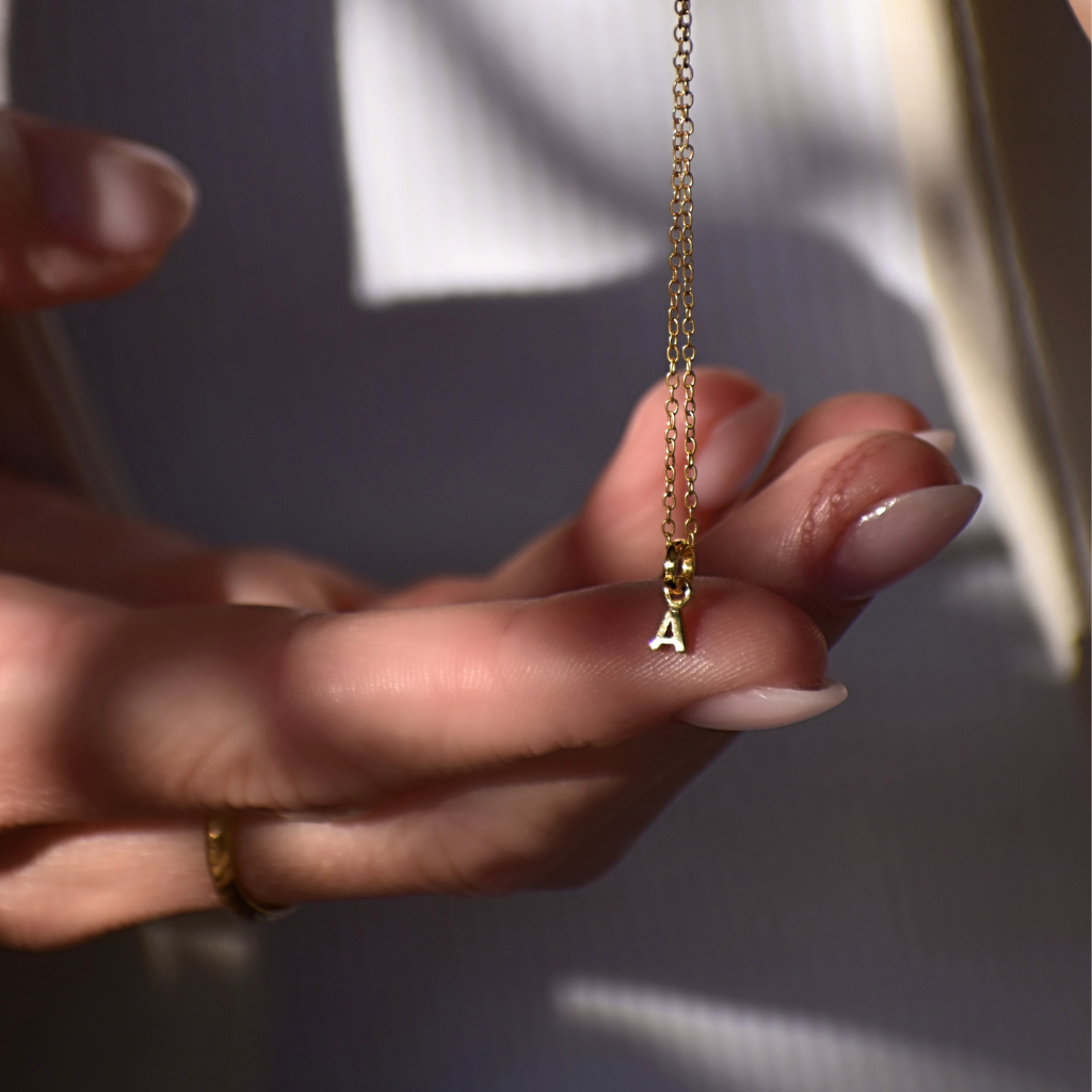 Buchstaben Halskette