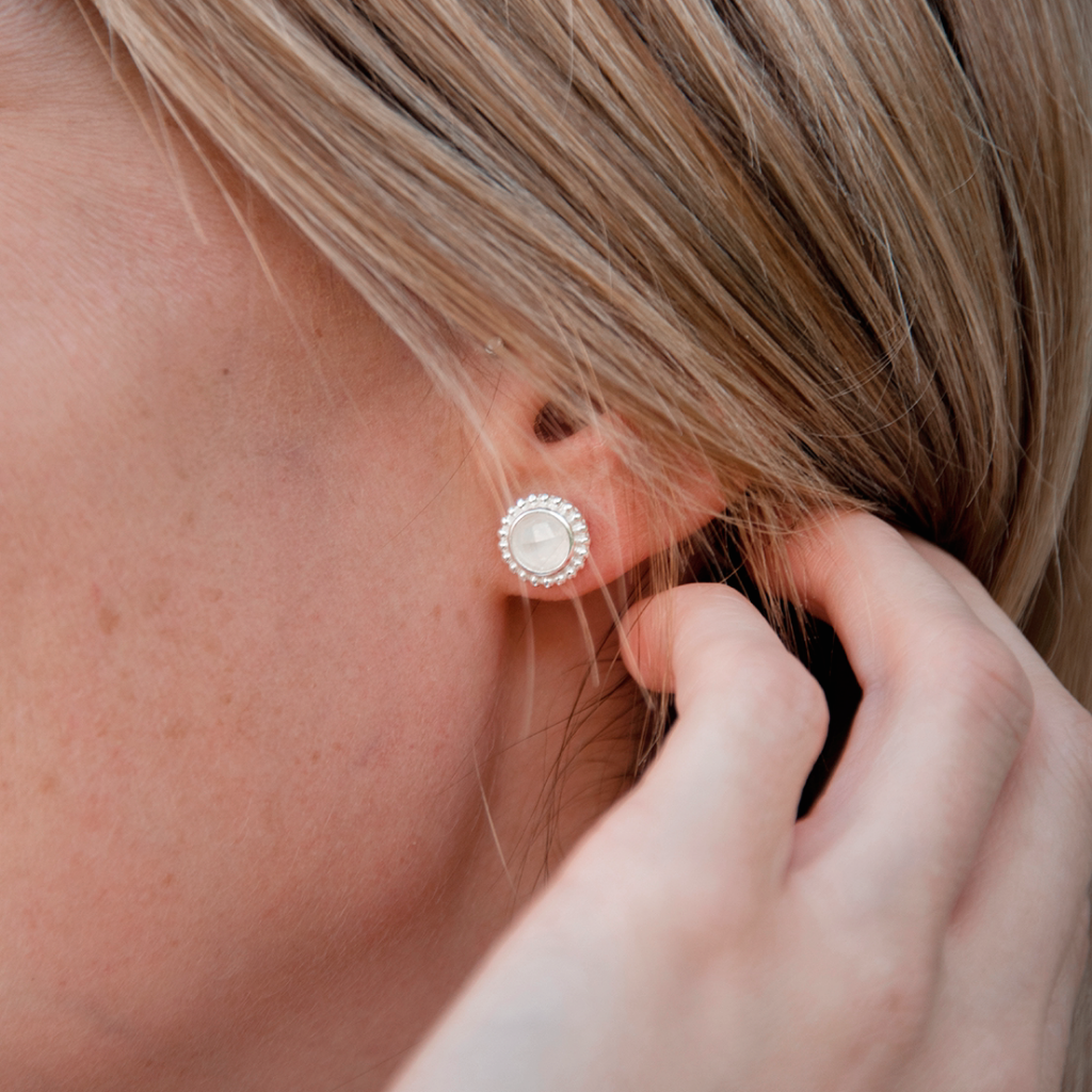 Ohrstecker Caro | Mondstein