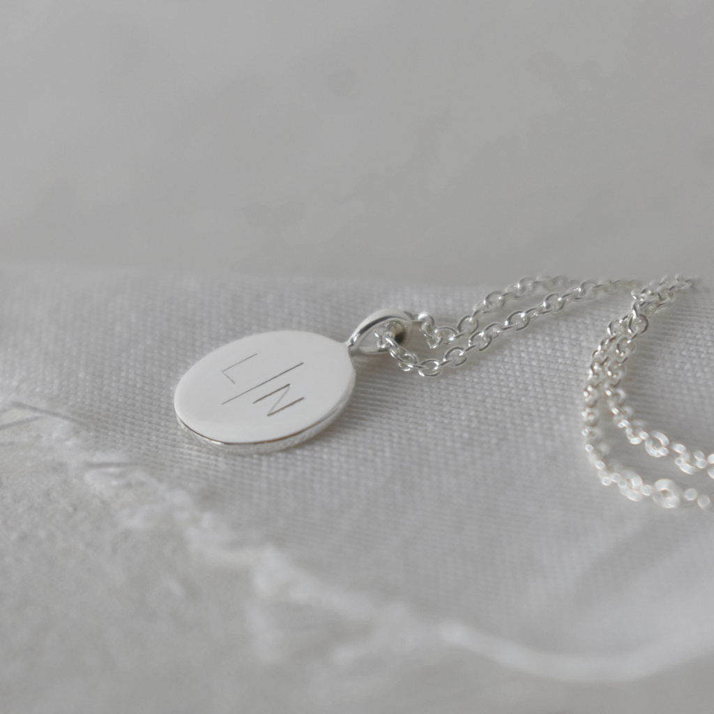 Gravurkette Leni | 2 Buchstaben | Rund, Oval