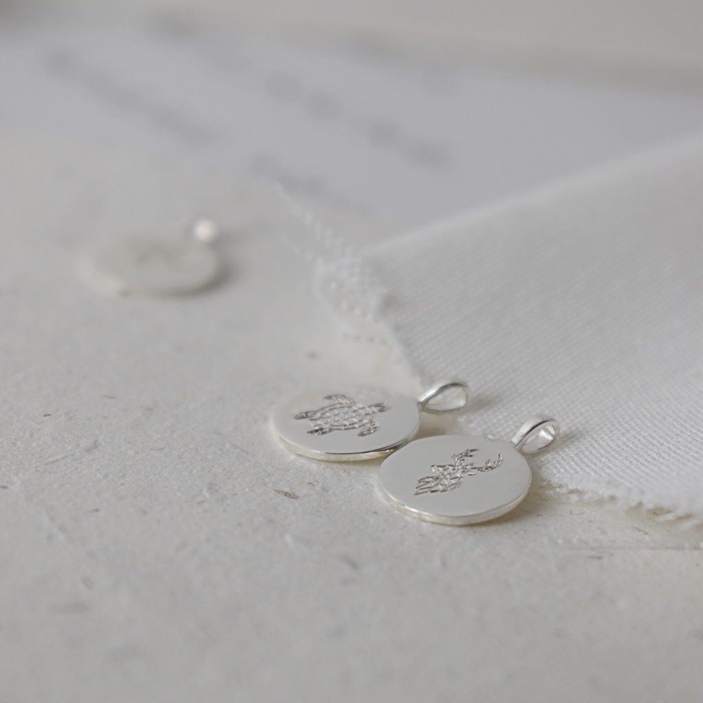 Gravurkette Lou | Geometrische Tiere | Rund, Oval, Eckig