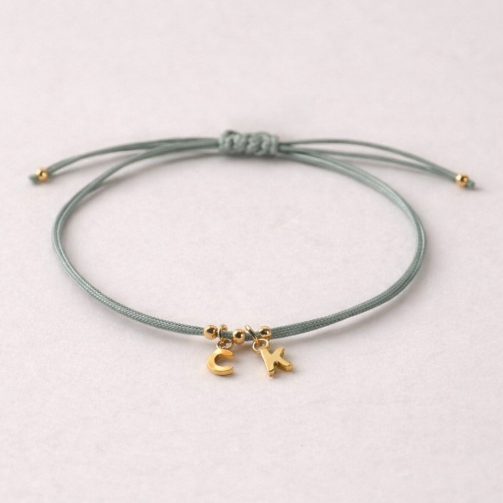 Armband Ava | Buchstaben und Zahlen