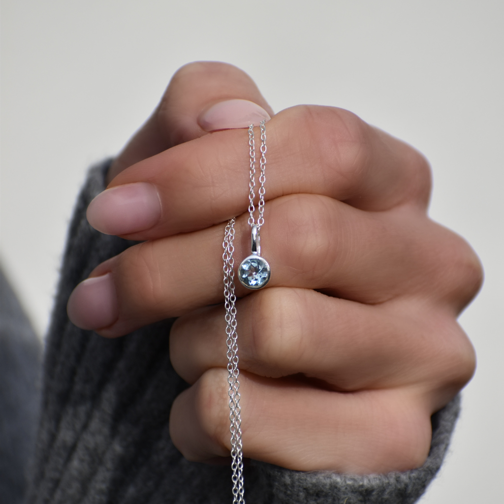 Geburtsstein Halskette Dezember - Blauer Topas