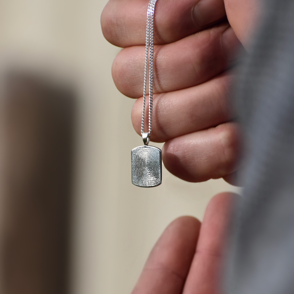 Gravurkette Tavi | Fingerabdruck, Zeichnung, Handschrift