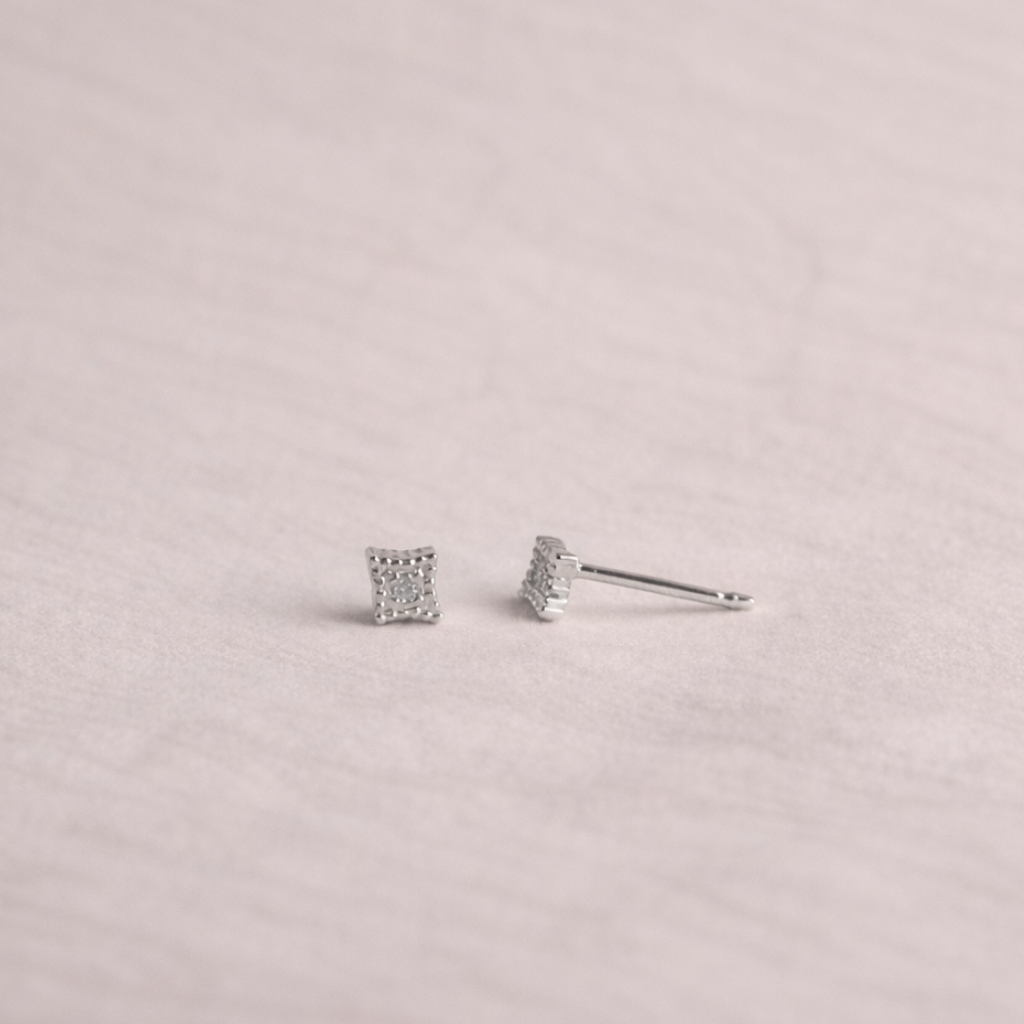 Ohrstecker Jella (wasserfest) - auch einzeln erhältlich